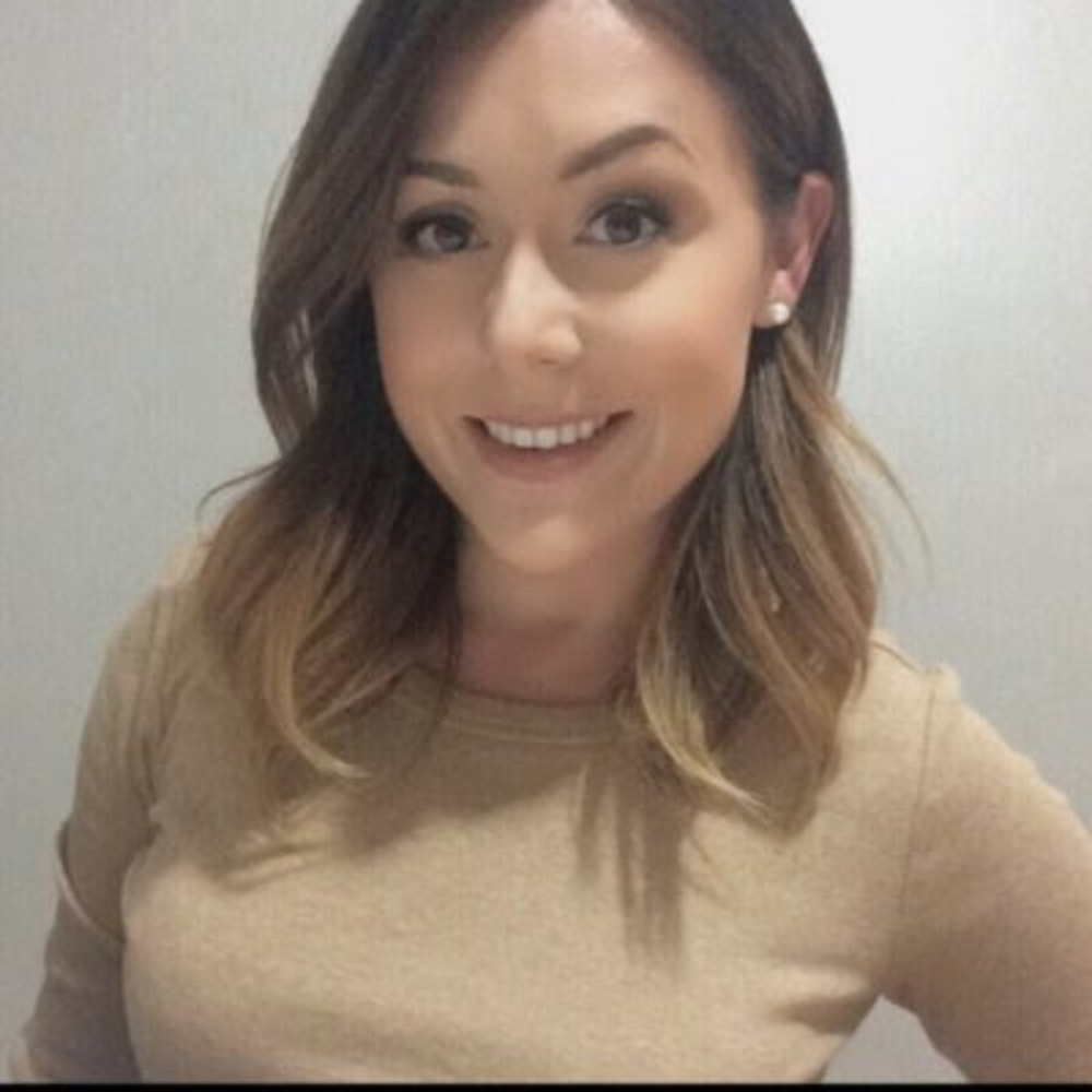 Meet your Posher, Cassandra